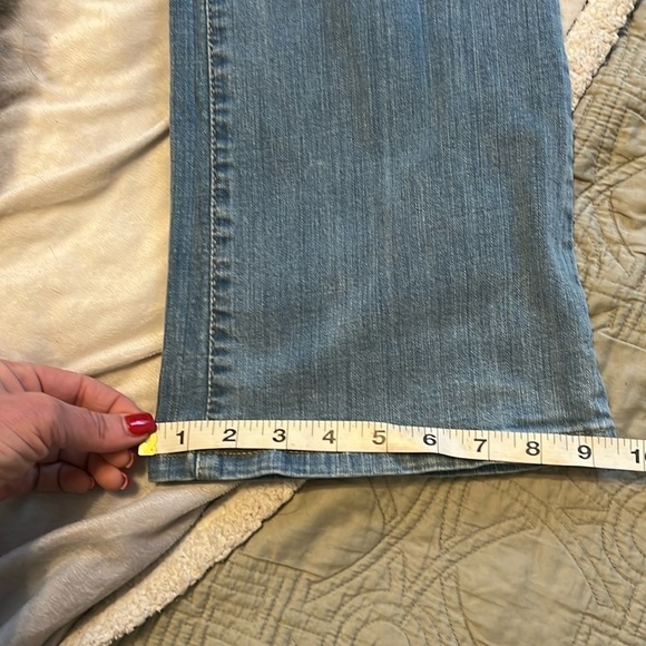 Levi's 515 Jeans Size 14 Short Bootcut Womens Light Wash Blue Stretch Denim‎ - Picture 15 of 16